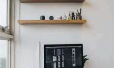 口红涂上怎样快速掉色：简单方法让你的唇妆速速褪去